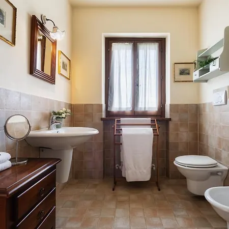 Pianarina 10&2, Emma Villa Montegabbione