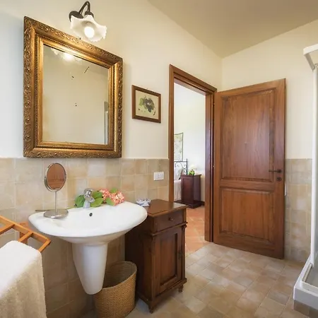 Villa Pianarina 10&2, Emma *